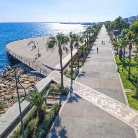 Luxury One Bedroom - Seafront Limassol Exterior photo
