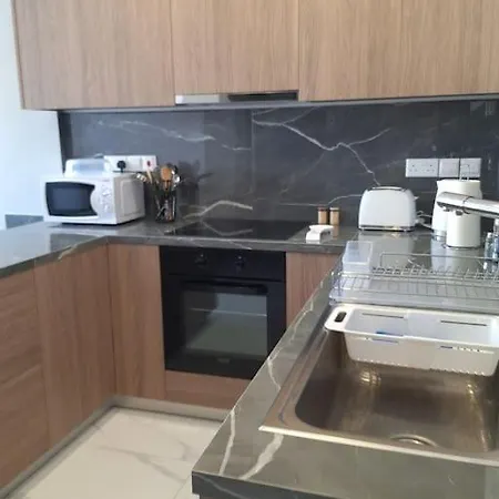 Luxury One Bedroom - Seafront Limassol Exterior photo