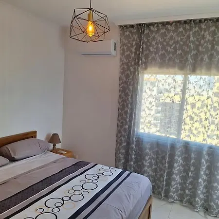 Luxury One Bedroom - Seafront Limassol Exterior photo